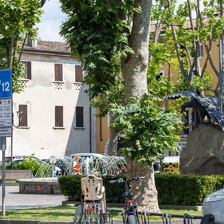Lapiccolina Lejlighed Desenzano del Garda Eksteriør billede