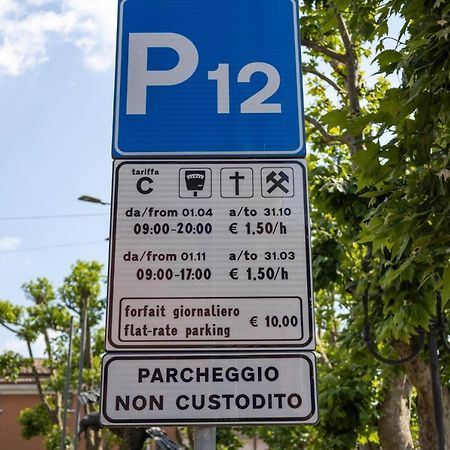 Lapiccolina Lejlighed Desenzano del Garda Eksteriør billede