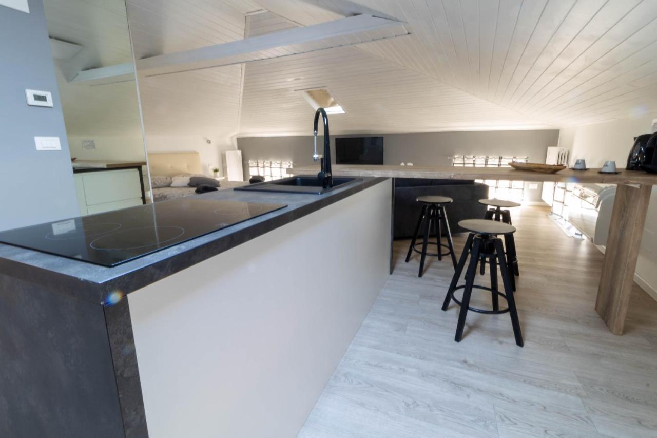 Lapiccolina Lejlighed Desenzano del Garda Eksteriør billede